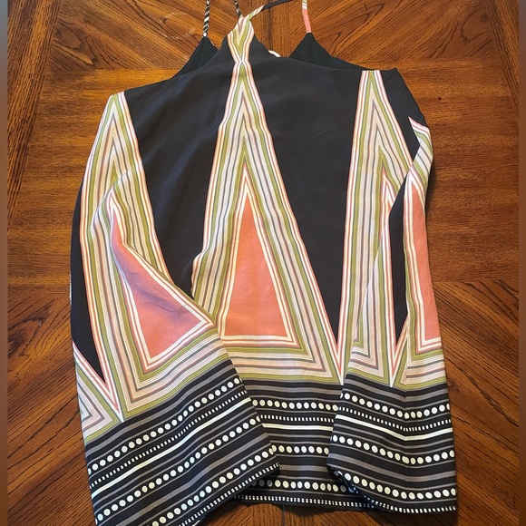 Geometric Dress - Picture 2 of 3